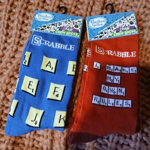 Hasbro Scrabble  2pk Blue and Red Crew Socks (120525C)